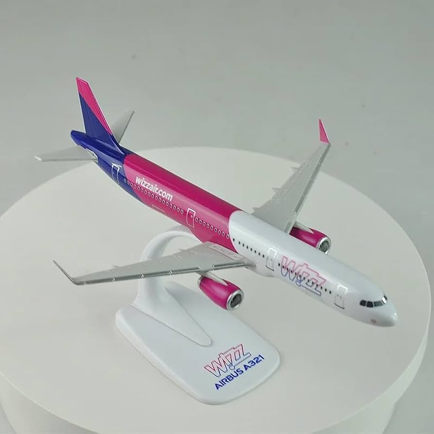 Wizz Air 1/200航空機モデル Amazon.com: ANDSYYDS 1/200 Scale WIZZ AIR A321 Airplane